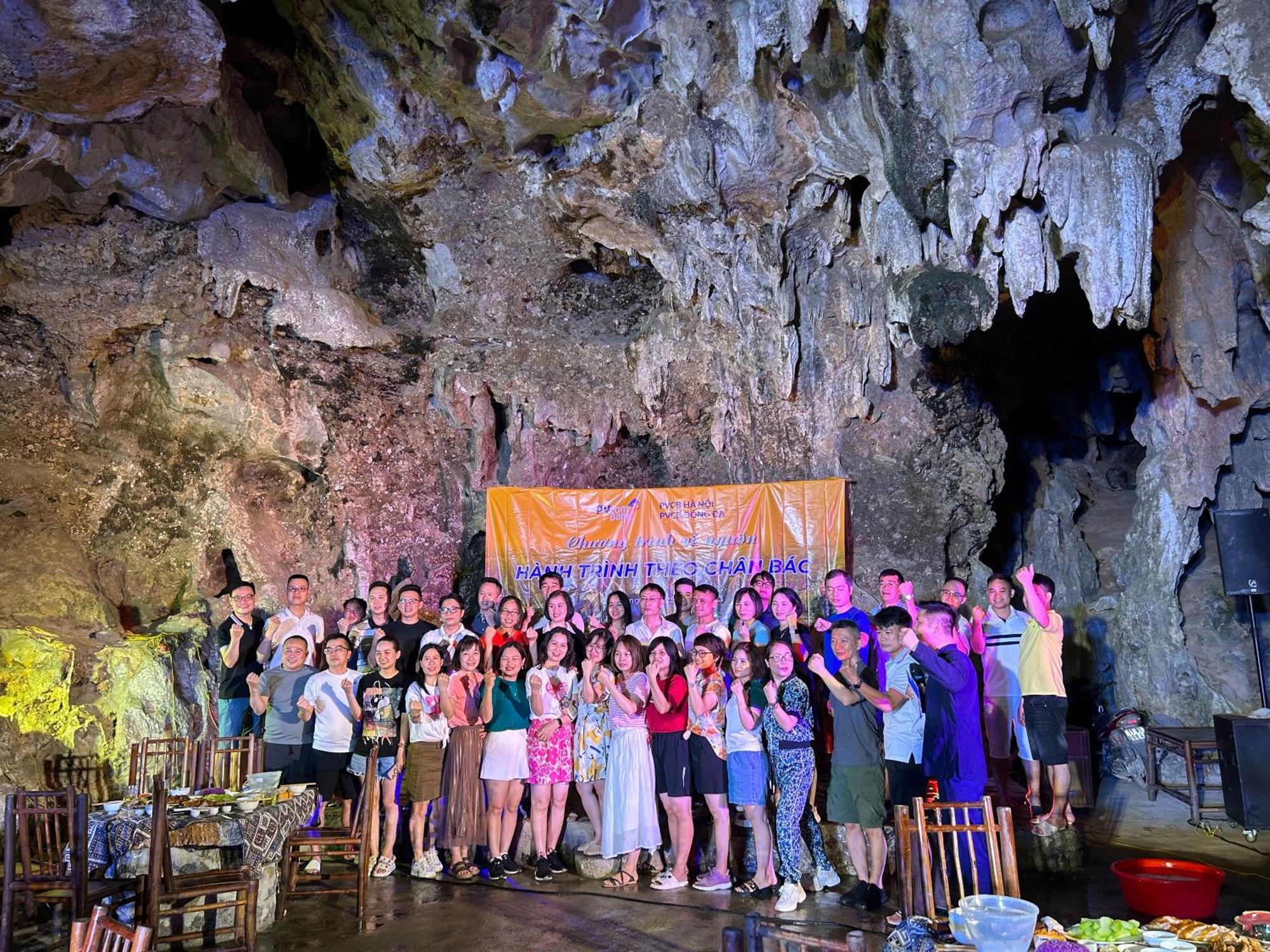 Yen Nhi Ban Gioc - New Cs2 *